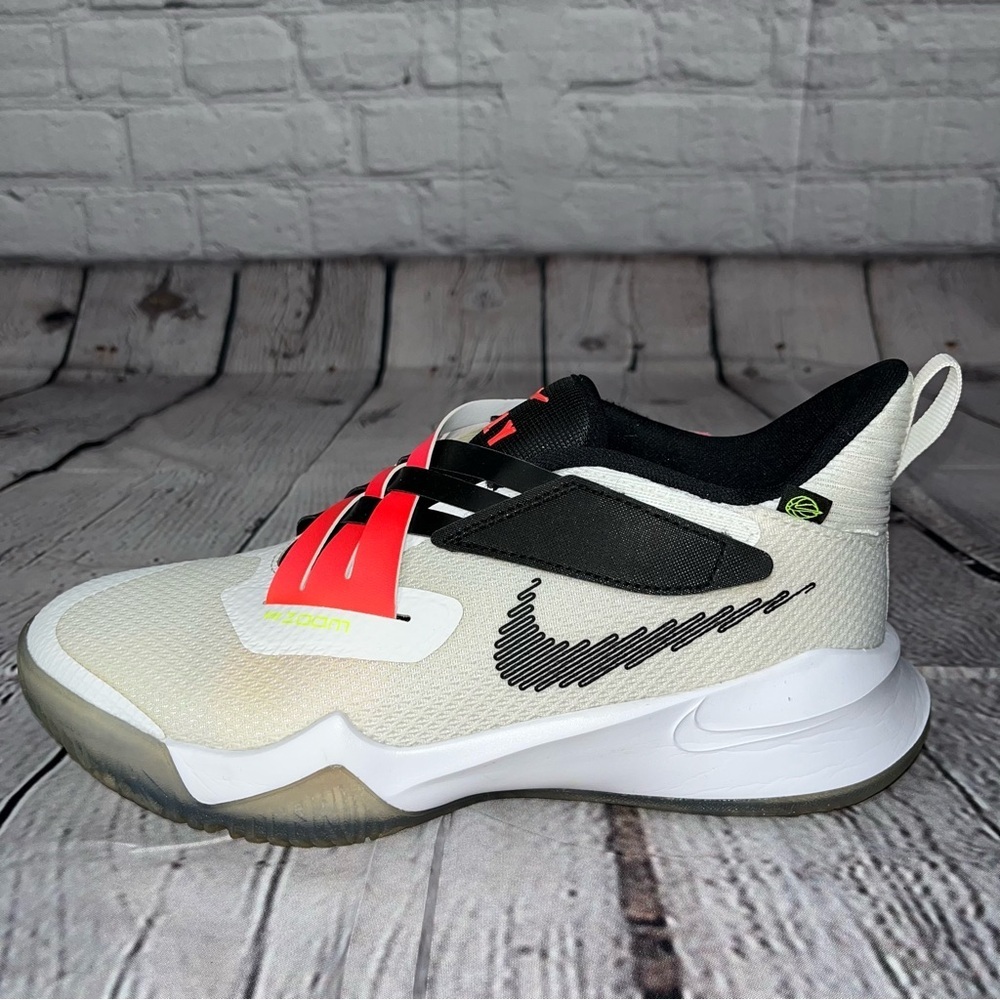 Nike Air Zoom Flight 2 GS Rawdacious White Black Pink Youth Size 6.5Y Womens 8